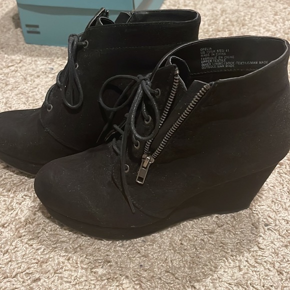 Black velvet wedge boots - Picture 3 of 4